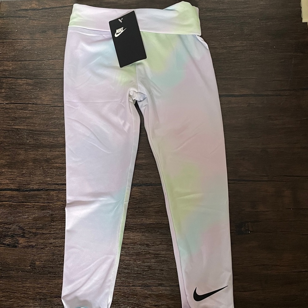 New Girls nike leggings